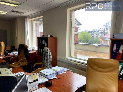 коммерческая по адресу Жилянская ул., 75