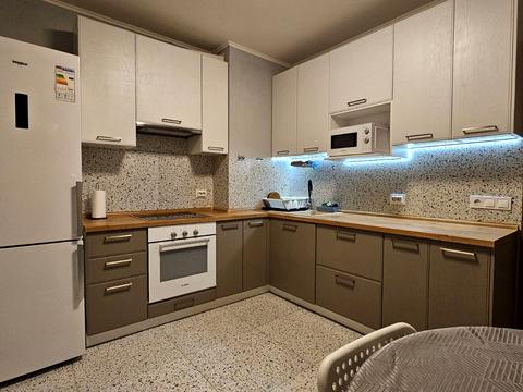 квартира за адресою Ревуцького вул., 54