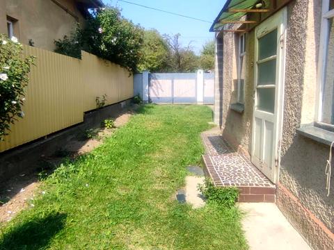 будинок за адресою Віталія Постолакі пл., 8