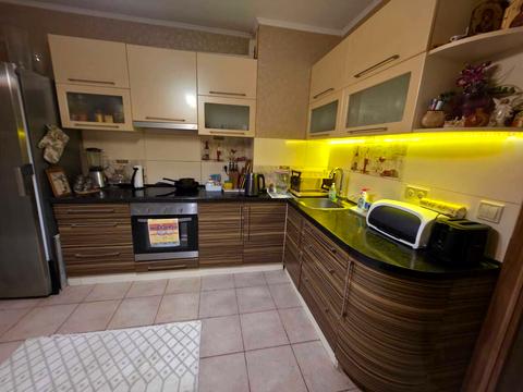 квартира за адресою Милославська вул., 16