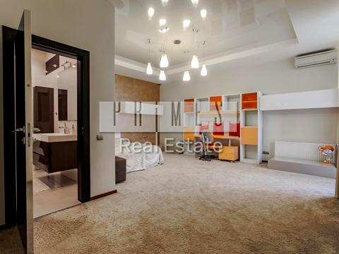 будинок за адресою Осіння