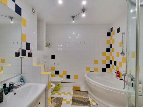 квартира за адресою Володимира Івасюка просп. (Героїв Сталінграду), 12-Д