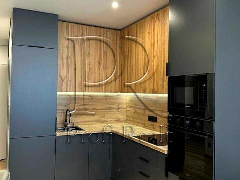 квартира за адресою Причальна вул., 12