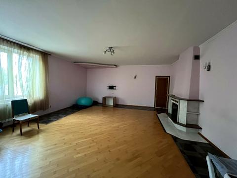 дом по адресу с. Криховцы, Радостная ул., 8а