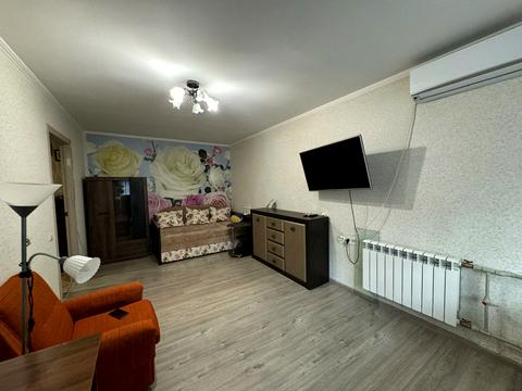 квартира за адресою Академіка Янгеля вул., 12