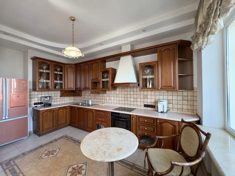 квартира по адресу Дмитриевская ул., 13-А
