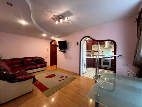 квартира по адресу Міру, 3