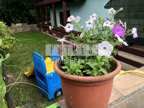 будинок за адресою Карпатської Січі вул. (Гвардійська)