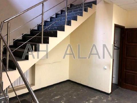 комерційна за адресою Білоруська вул., 5