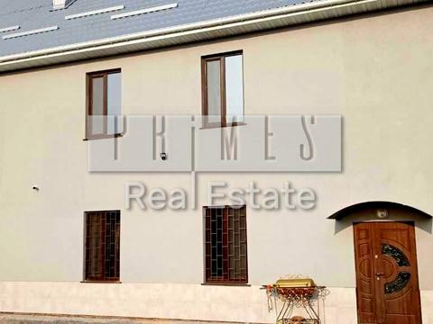 комерційна за адресою Старокиївська вул., 5