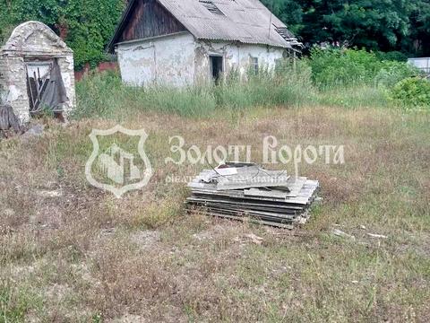 участок по адресу Хуторская ул. (Комсомольская), 2