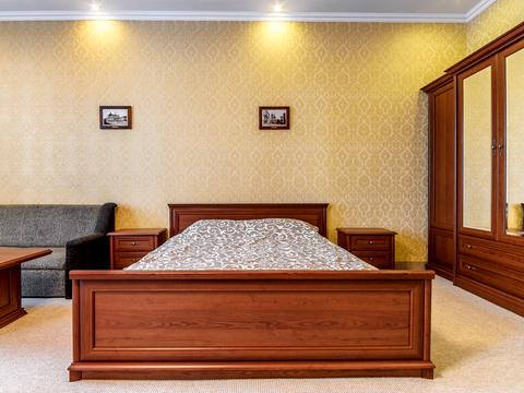квартира за адресою Листопадового Чину вул. (), 12