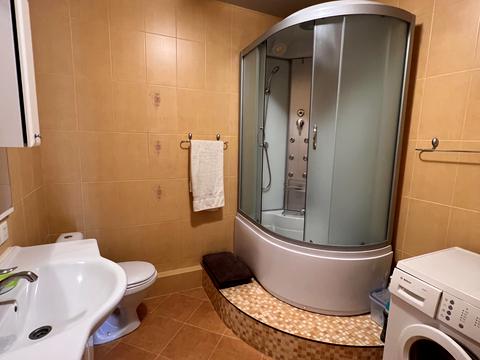 квартира за адресою В'ячеслава Чорновола вул., 20