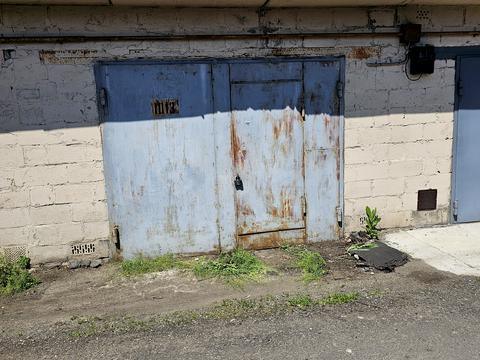паркомісце за адресою Дмитра Луценка вул. (Крейсера "Аврора"), 16а