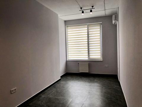 комерційна за адресою Київська вул., 40-А