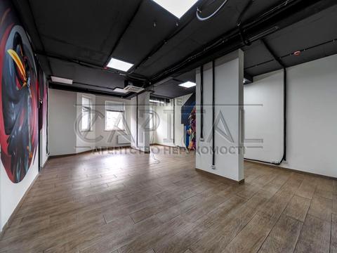 комерційна за адресою Жилянська вул., 118