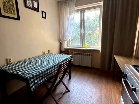 квартира за адресою Київ, Михайла Омеляновича-Павленка вул. (Суворова), 13