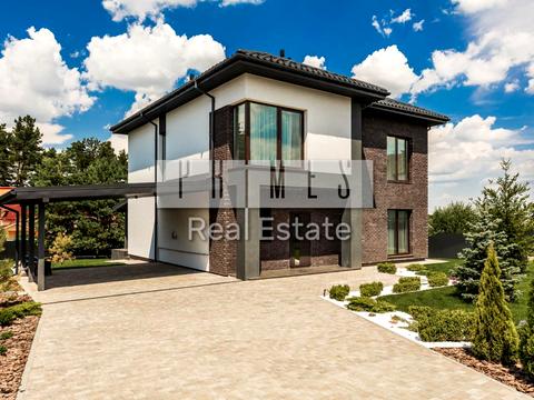 будинок за адресою Анни Ярославни вул.