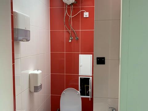 комерційна за адресою Воздвиженська вул., 51а