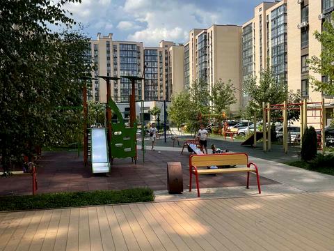 квартира за адресою Набережна Перемоги вул., 44