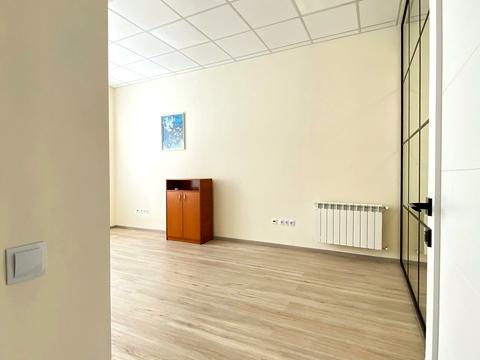 комерційна за адресою Глибочицька вул., 17є