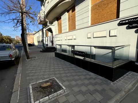 комерційна за адресою Вул. небесної сотні, 28