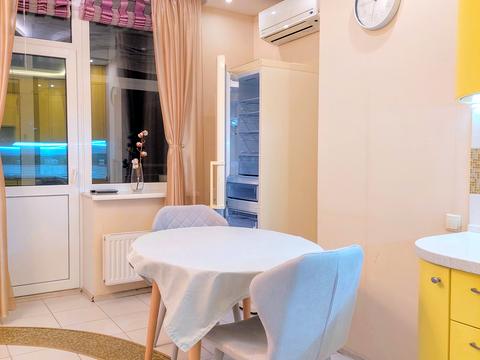 квартира за адресою Дніпровська набережна вул., 26и