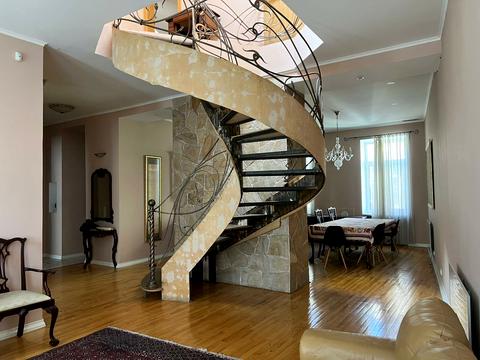 квартира по адресу Шота Руставели ул., 4