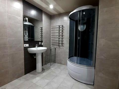 квартира за адресою Королеви Єлизавети ІІ вул. (Глинки), 2