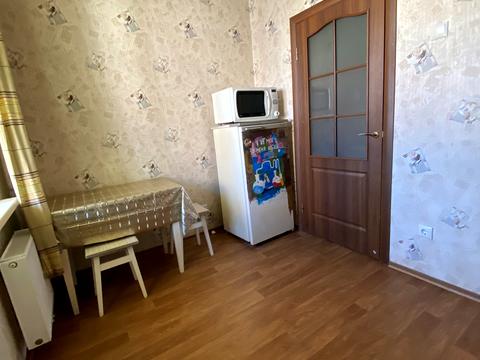 квартира за адресою Софії Русової вул., 1