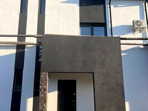 будинок за адресою Центральна вул., 143