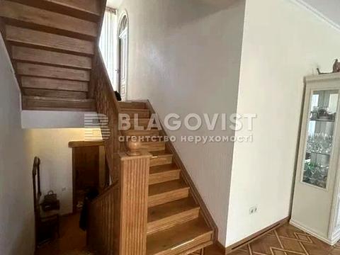 будинок за адресою Богдана Хмельницького вул.
