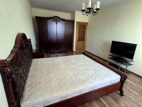 квартира за адресою Воскресенська вул., 12-В