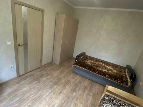 комерційна за адресою Назарія Яремчука вул., 14