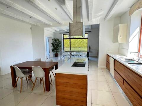 будинок за адресою молодіжна