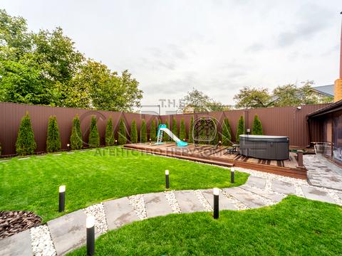 будинок за адресою с. Нові Безрадичі, Жовта