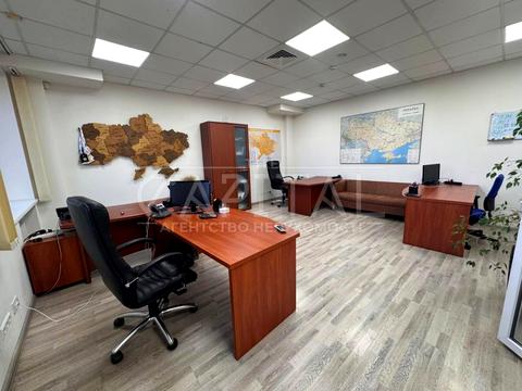 коммерческая по адресу Верхній Вал ул., 72