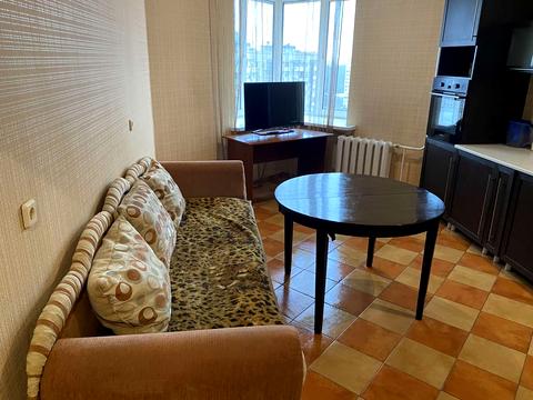 квартира за адресою Миколи Голего вул. (Лебедєва-Кумача), 5