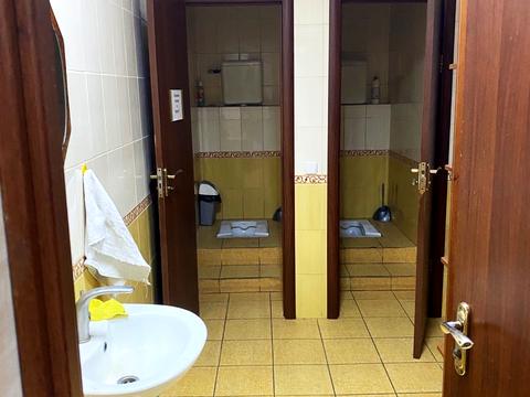комерційна за адресою Любові Малої просп. (Постишева), 99