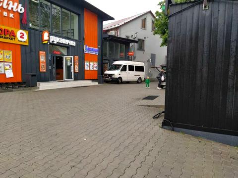 комерційна за адресою Ринок вул., 22