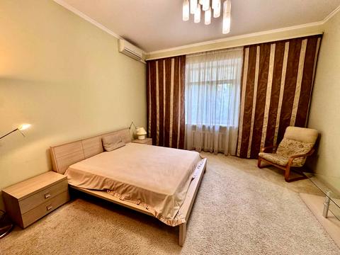 квартира за адресою Михайла Бойчука вул. (Кіквідзе), 5