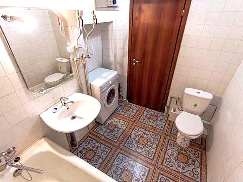 комерційна за адресою Італійська вул. (Пушкінська), 33
