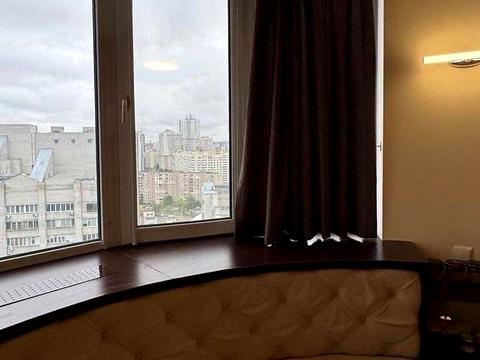 квартира за адресою Миколи Бажана просп., 1-М
