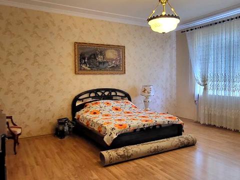 будинок за адресою Світанку вул., 5