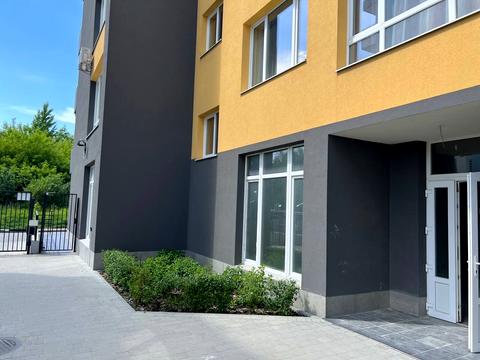 комерційна за адресою Під Голоском вул., 24-В