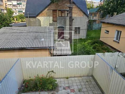 будинок за адресою Українська вул.