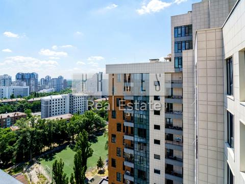 комерційна за адресою Джона Маккейна вул. (Івана Кудрі), 26