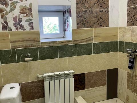 будинок за адресою Парашютна, 3