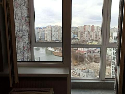 квартира по адресу Ревуцкого ул., 40-В
