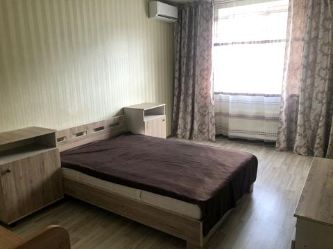 квартира за адресою Боголюбова вул., 10